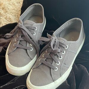 Superga sneakers🐝